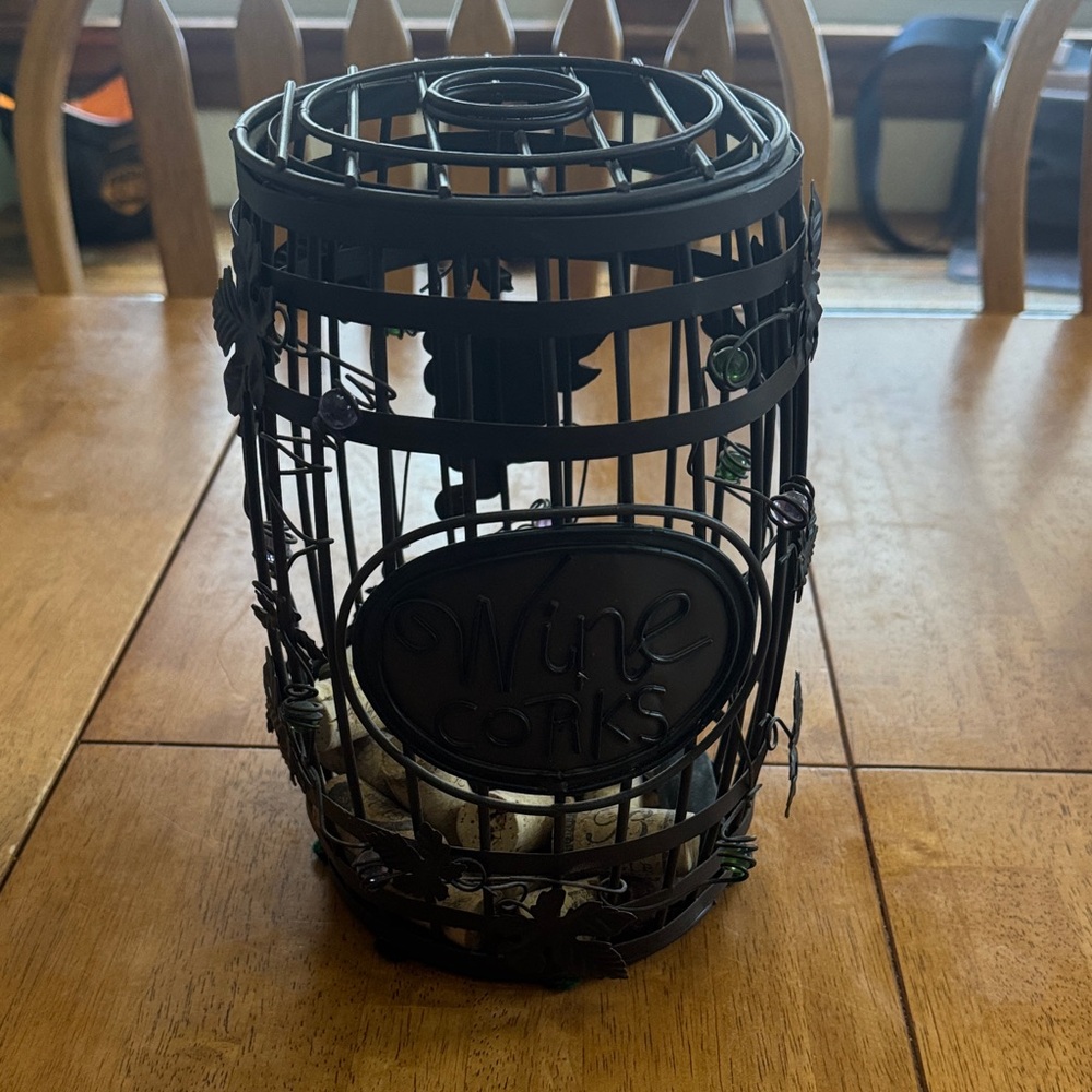 Black Metal Wine Cork Holder